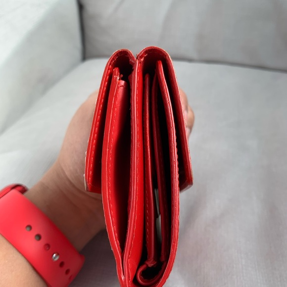 Authentic Louis Vuitton Vernis Wallet - Picture 13 of 15